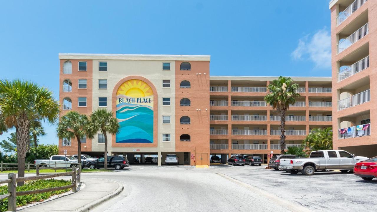 106 Beach Place Condos St. Pete Beach Exterior photo